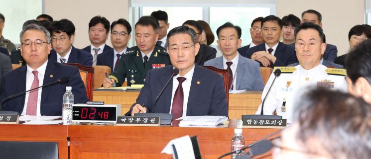 신원식 신임 국가안보실장, 김용현 임명 때까지 안보실장·국방장관 겸임