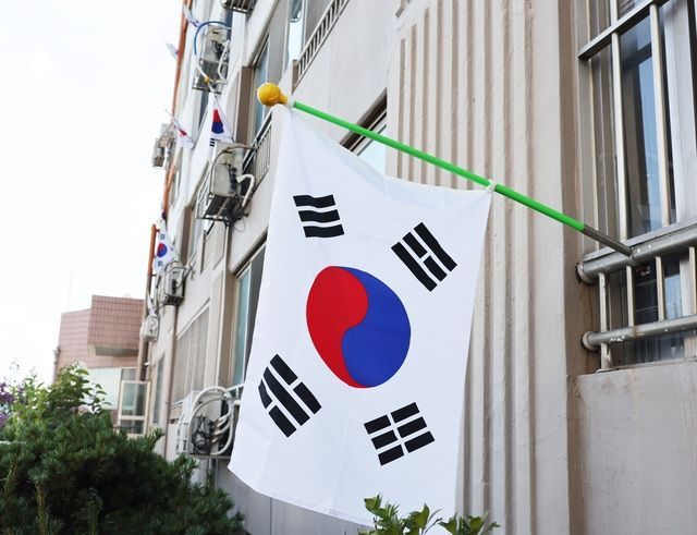 '남다른 나라사랑'…광복절 맞아 주민 90%가 태극기 게양한 아파트