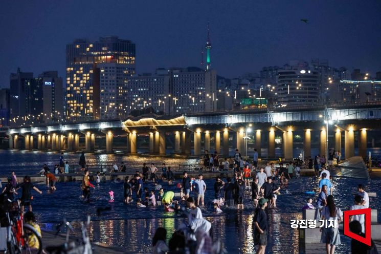 [포토] '열대야에 잠못드는 서울'