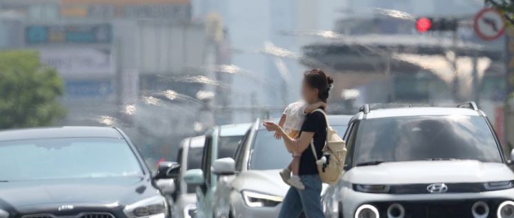 '찜통더위'에 온열질환자 2900명 육박…역대 두 번째