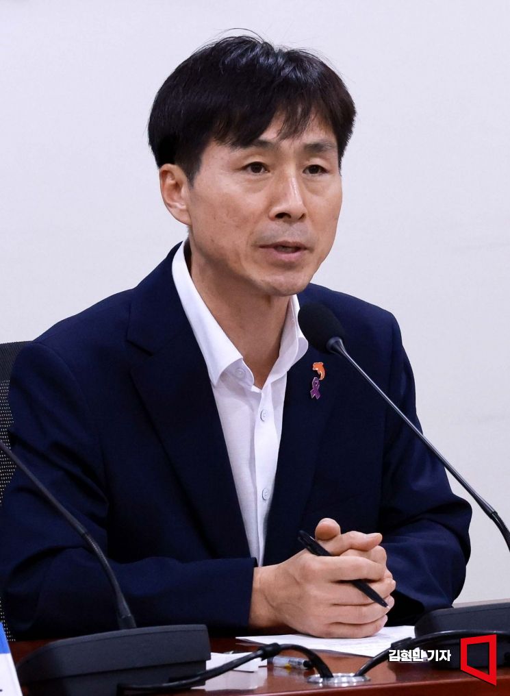 한창민 사회민주당 의원. 김현민 기자