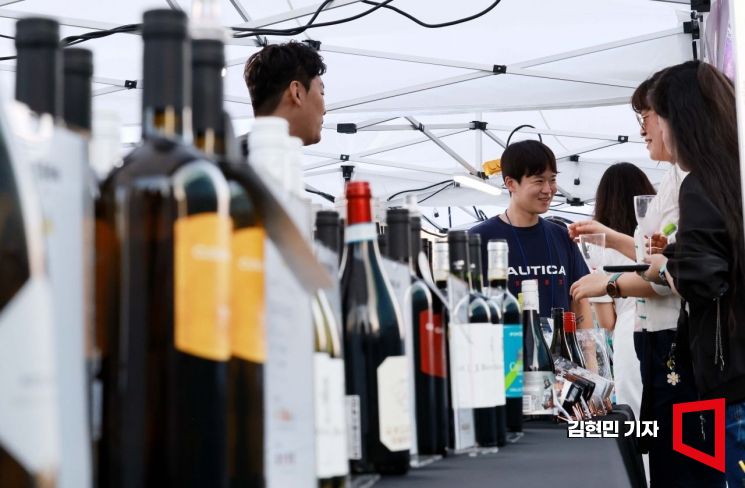 [포토] 2024 글로벌 와인 앤 푸드 트립 '다양한 와인과 함께'