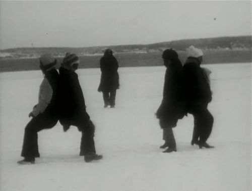 조앤 조나스, Wind, 1968 (black and white, silent) 16mm film [사진제공 = 글래드스톤 서울]