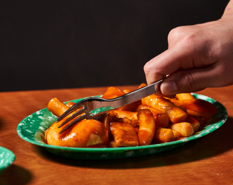 대표적인 국민 간식 떡볶이 가격이 고공행진 중이다. [이미지출처=게티이미지]