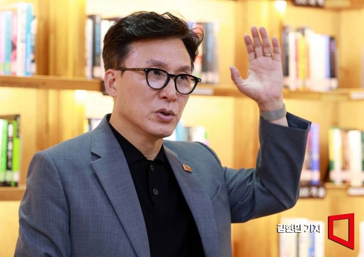 김민석 "금투세 도입 3년 미뤄 증시 부양하자"… 유예론 가세