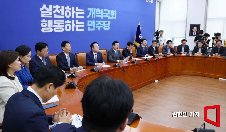 [포토] 민주당 "김건희 여사 공천 개입 의혹, 특검법에 포함"