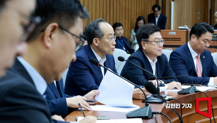 [포토] 추경호 "2026년 의대 증원 포함해 의료개혁 원점 논의 가능"