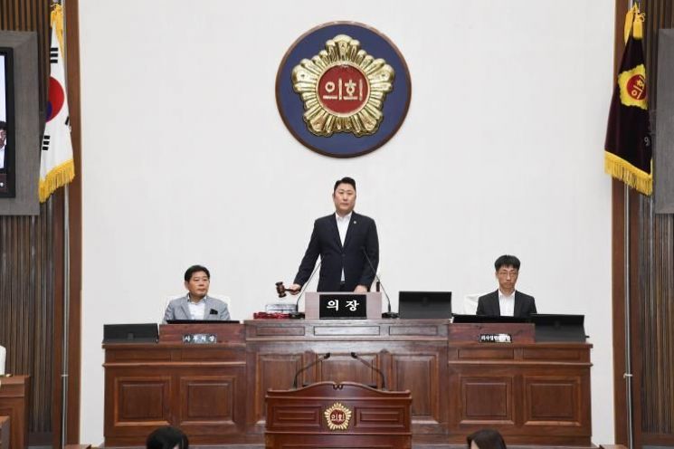 울산시의회 "고려아연 인수합병 시도 우려…중국 자본에 넘어가면 악영향"