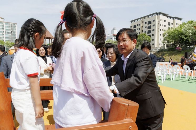 '아동친화도시' 마포구, 아동권리 위해 학교로 찾아갑니다