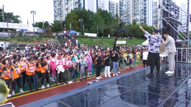 17만 도봉구민 서명 ‘국기원 도봉구 이전’ 기원 걷기대회 성료