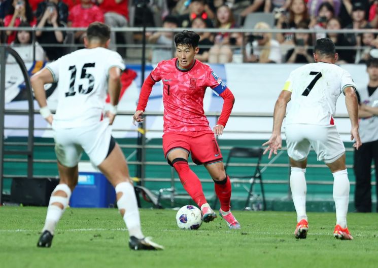 지난 5일 오후 서울월드컵경기장에서 열린 2026 FIFA 북중미 월드컵 3차 예선 대한민국 대 팔레스타인의 경기. [이미지출처=연합뉴스]