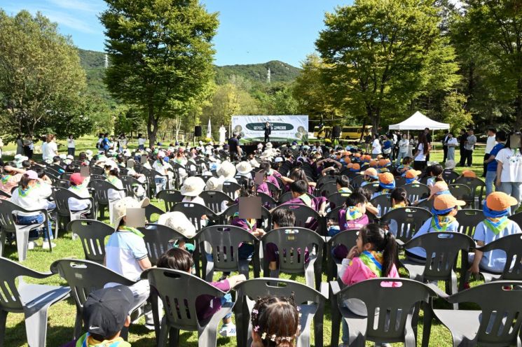 강수현 양주시장이 지난 25일 ‘2024 경기도 유아숲 교육대회’에 참석해 인사말을 하고 있다. ＜사진=양주시＞