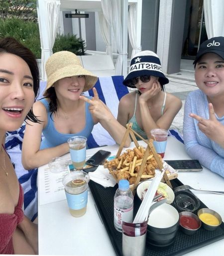 Lee Bo-mi, Yoo So-yeon, Kim Ha-neul, and Park In-bee (from left) are having a great time on a recent trip to Jeju. (Photo courtesy of Yoo So-yeon’s Instagram)