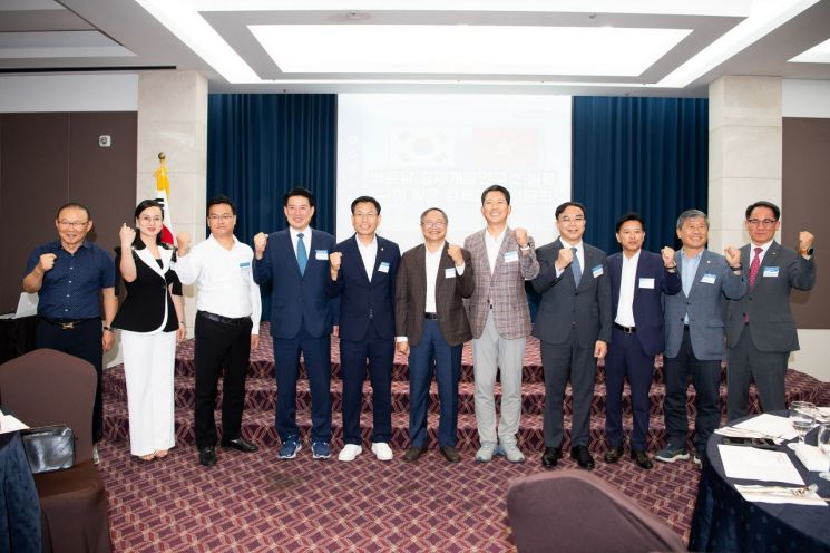 구미시-베트남, 경제협력 가속화… 베트남 대표단과 긴밀 논의