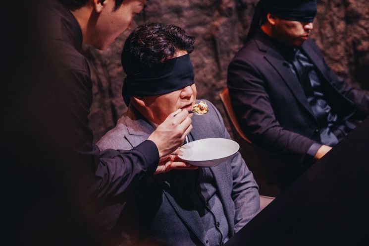 '흑백요리사' 넷플릭스 비영어권 2주 연속 정상