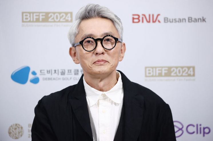 "점심은 삼겹살, 일식 생각 안 나" 부산 온 '고독한 미식가'[BIFF]