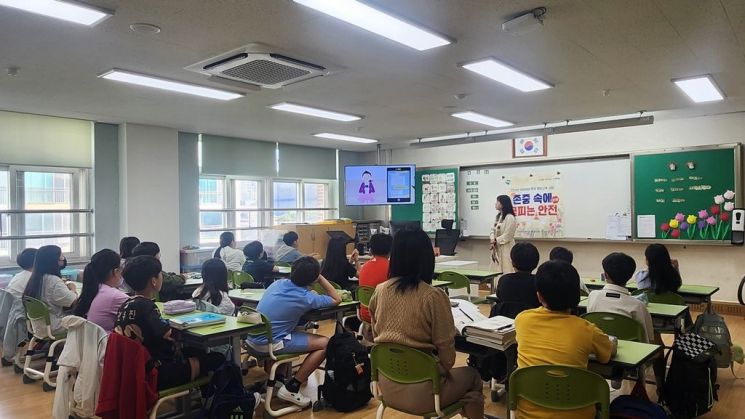 의정부시가 지난 4월부터 ‘시민 대상 찾아가는 폭력 예방 교육’을 추진하고 있다. ＜사진=의정부시＞