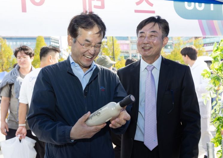 [포토] ‘전국 막걸리 한 자리에’…2024 고양시 막걸리 축제