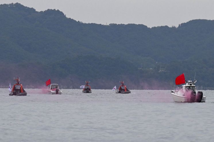 바다 누비는 우리 군 무인수상정[양낙규의 Defence photo]