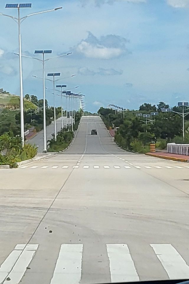 뉴클락시티로 가는 길. 필리핀 정부는 수도 마닐라에서 북쪽으로 100km가량 떨어진 팜팡가주 일대에 주민 120만명이 거주하는 녹색신도시를 조성할 계획이다. 사진=송승섭 기자