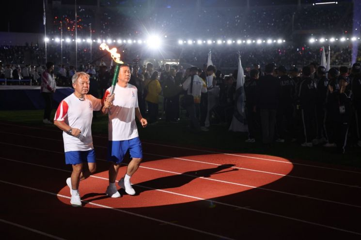 제105회 전국체전, 김해서 개막 … 7일간 대장정 시작