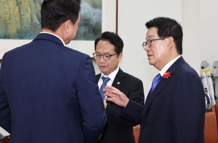 민주당, 국가안보상황점검위 첫 회의…'평양 무인기' 대응책 논의