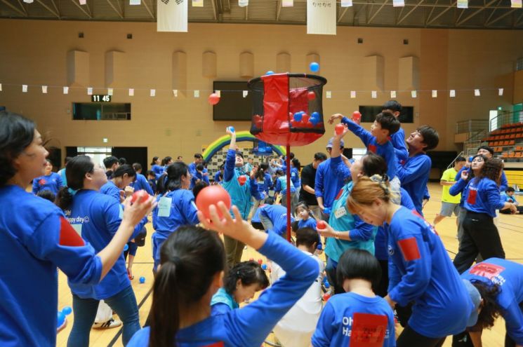 16일 당진종합운동장 실내체육관에서 열린 ‘제4회 행복 Day 운동회’ 모습. / 현대제철