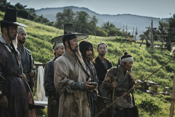 [슬레이트]'전,란' 천영이 꿈꾸는 노비 면천, 실상은 실직