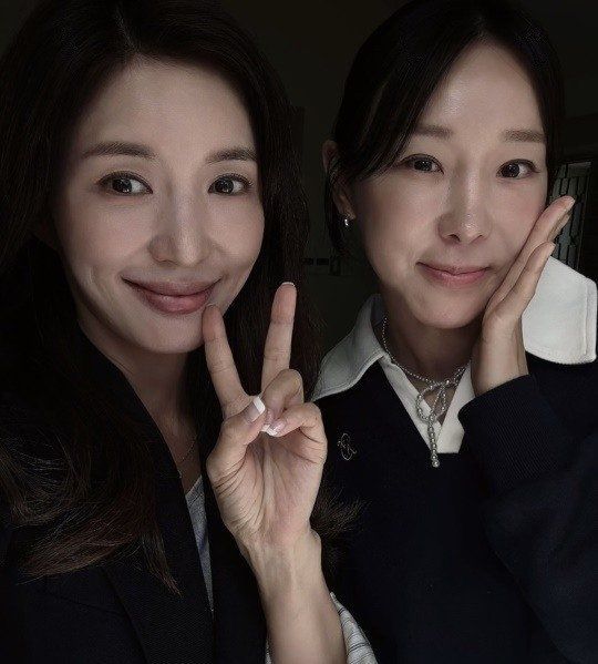 서지영(왼쪽)과 이지혜. [사진출처=이지혜 인스타그램 캡처]