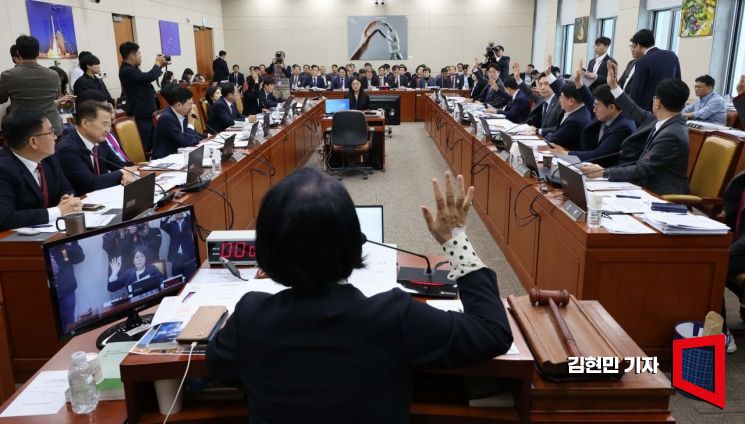 [포토] 국회 과방위, 김태규 욕설 논란에 野주도 고발