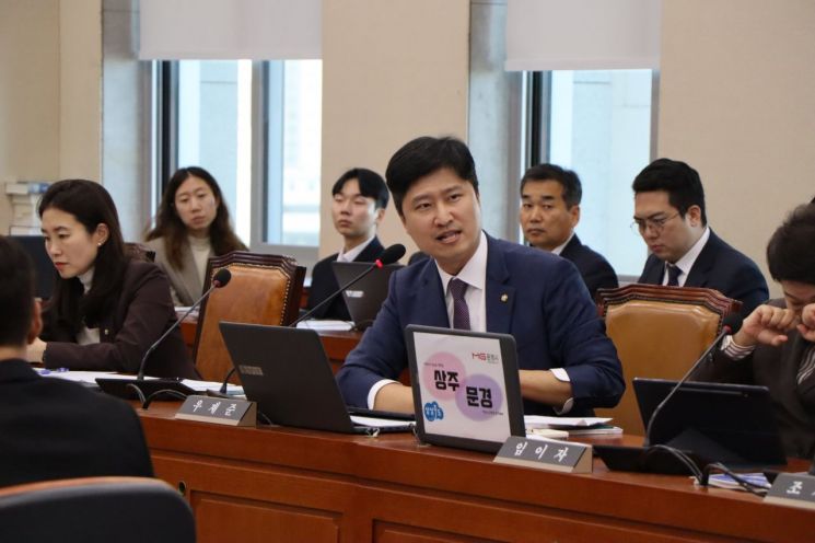 국민의힘 우재준 의원 “52시간 근로 일률적 규제보다 노사 자율에 맡겨야” 
