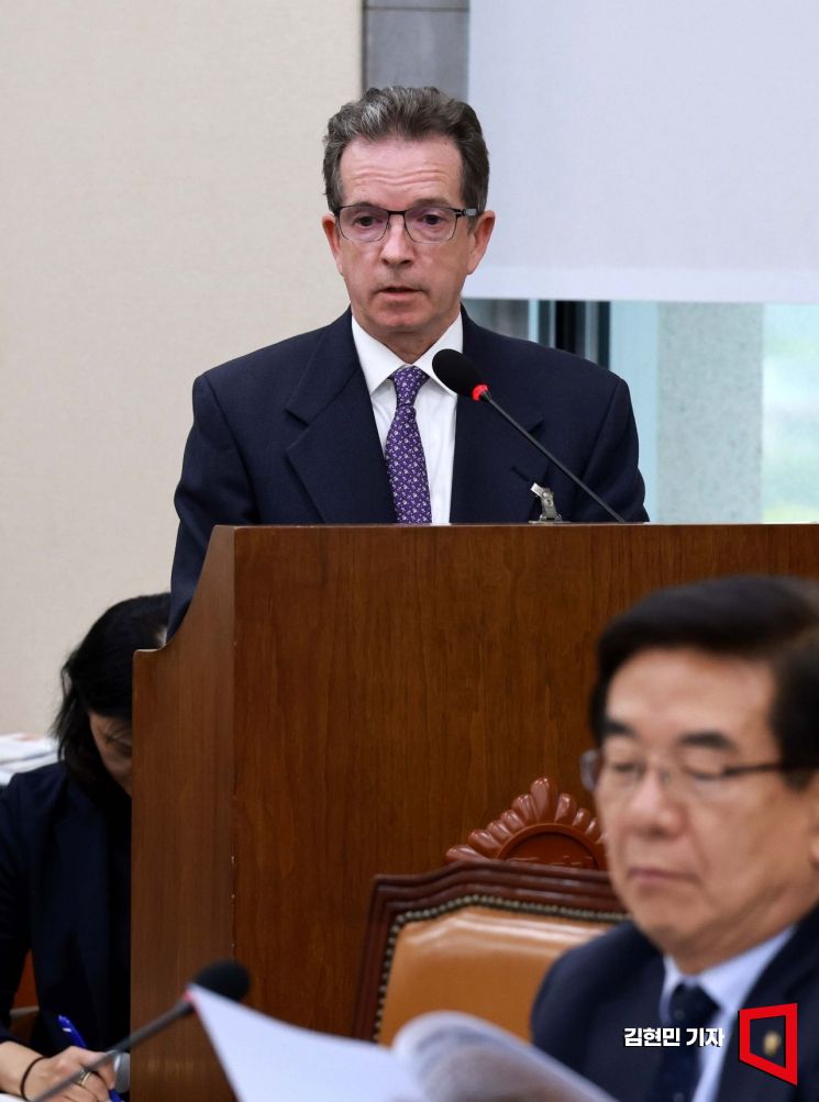 [포토] 국감 출석한 애플코리아 대표