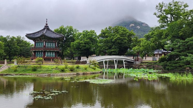 경복궁 건청궁·향원정 내부 개방한다