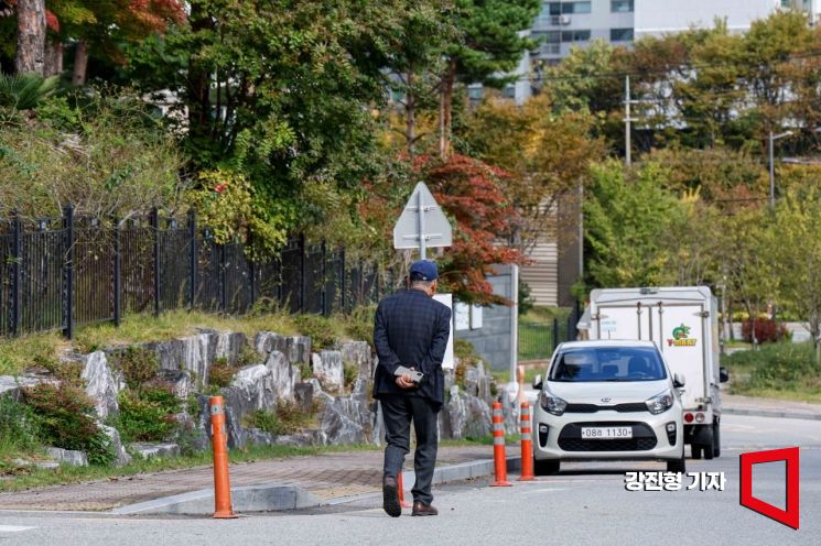 심각한 노인 자살 문제…80대 남성 10만명당 116명[어르신 마음이음]