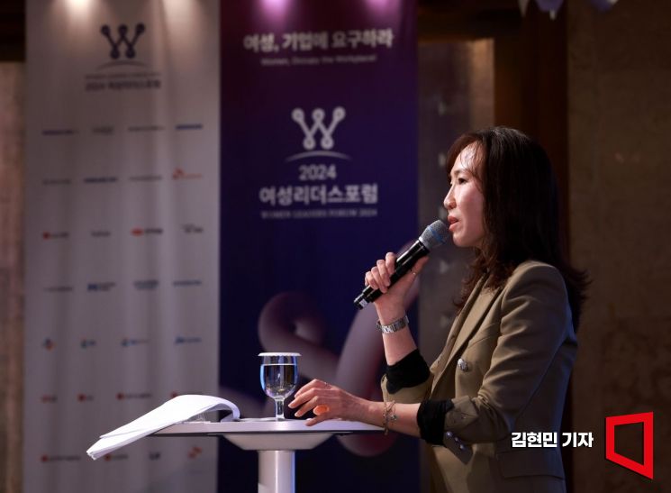 [포토] 특별 강연하는 정유정 작가