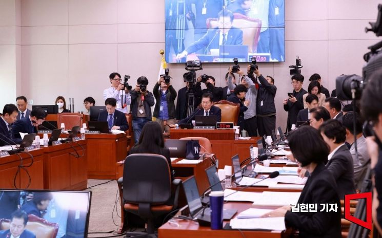 국회 법사위, 김건희·명태균·김영선 등 41명 고발 의결