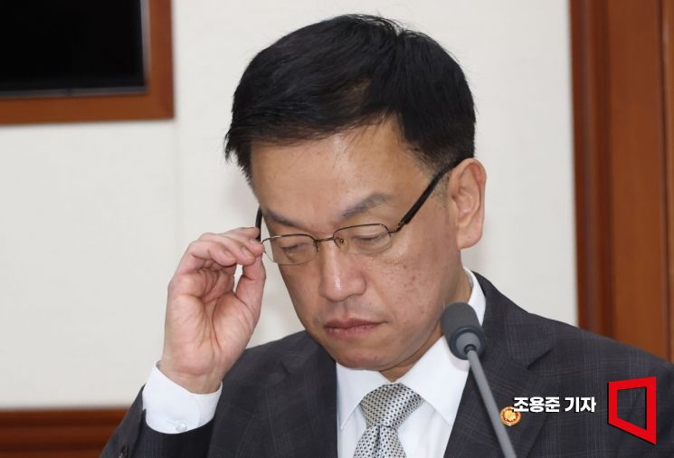 [포토] 생각에 잠긴 최상목 경제부총리
