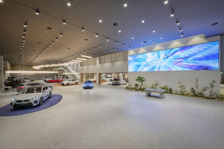 BMW코리아, '개관 10주년' 영종도 드라이빙센터 새단장