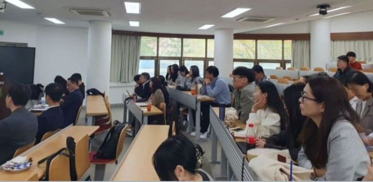 지역 혁신인재 양성 ‘서부산 MICE스쿨’ 첫 외국인 수료생 배출