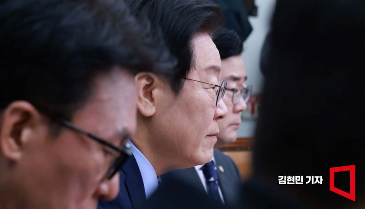 [포토] 이재명 "현행 선거법, 선거운동 지나치게 제약"