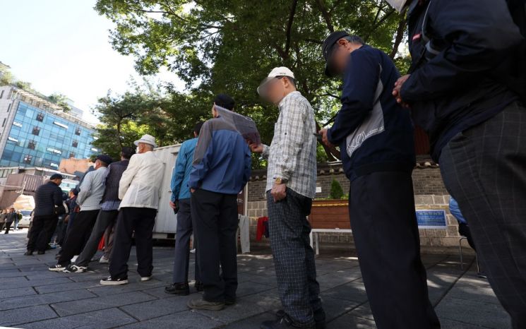 무임승차→연금 순… "노인연령 상향, 속도 달라야"