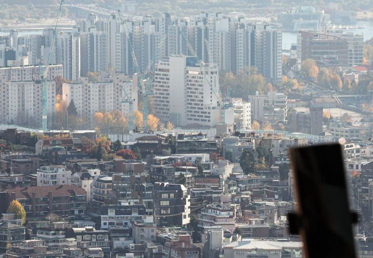 사진은 18일 오후 서울 중구 남산에서 바라본 서울 시내 주택과 아파트 단지의 모습. (기사와 직접적인 관련이 없습니다.) 연합뉴스