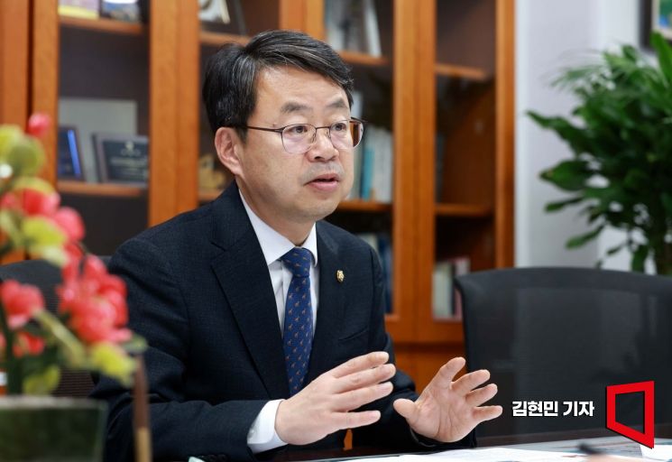 박홍배 "반도체법 주 52시간제 예외 조항, 사회적 대화체부터 거쳐야"