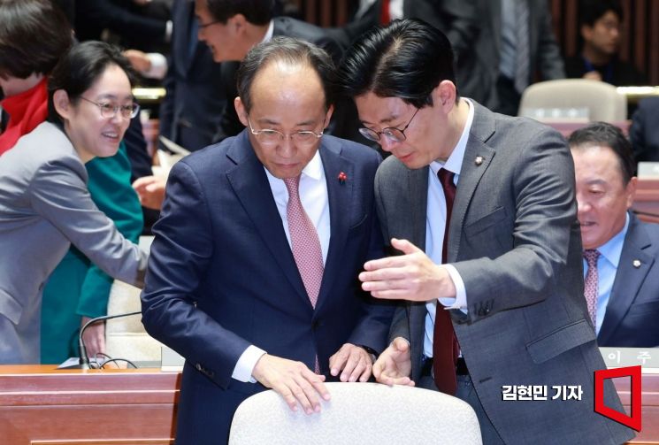 [Photo] Choo Kyung-ho and Cho Jung-hoon in Conversation