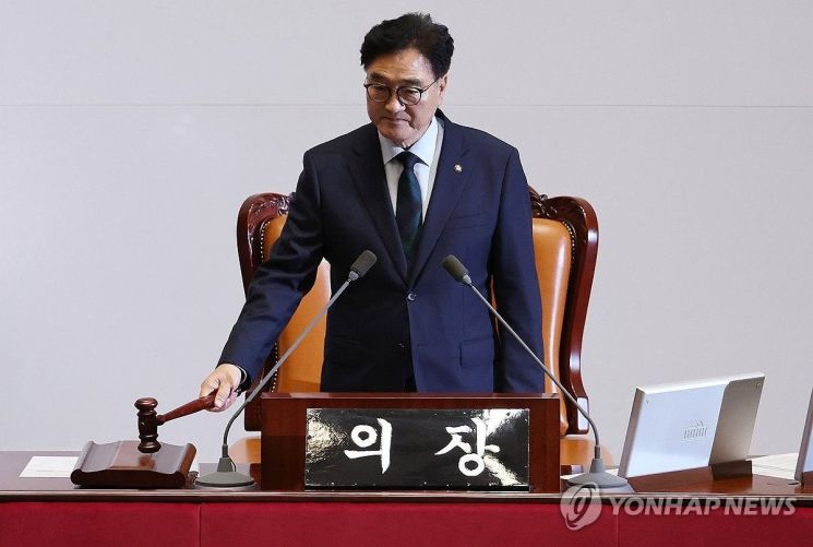 국회, 계엄해제안 만장일치 통과…"계엄령은 무효"(종합)