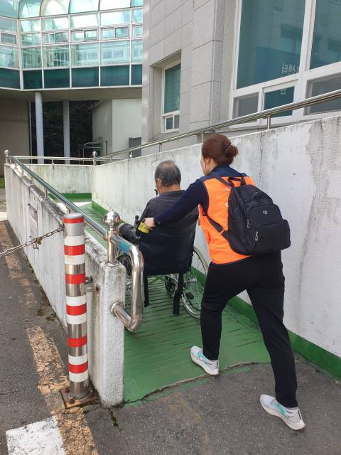 삼척시, ‘어르신 병원동행서비스’ 만족도 높아