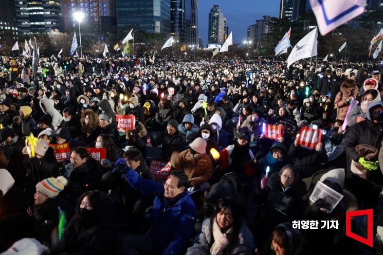 [포토] 윤석열 대통령 탄핵 촉구 집회