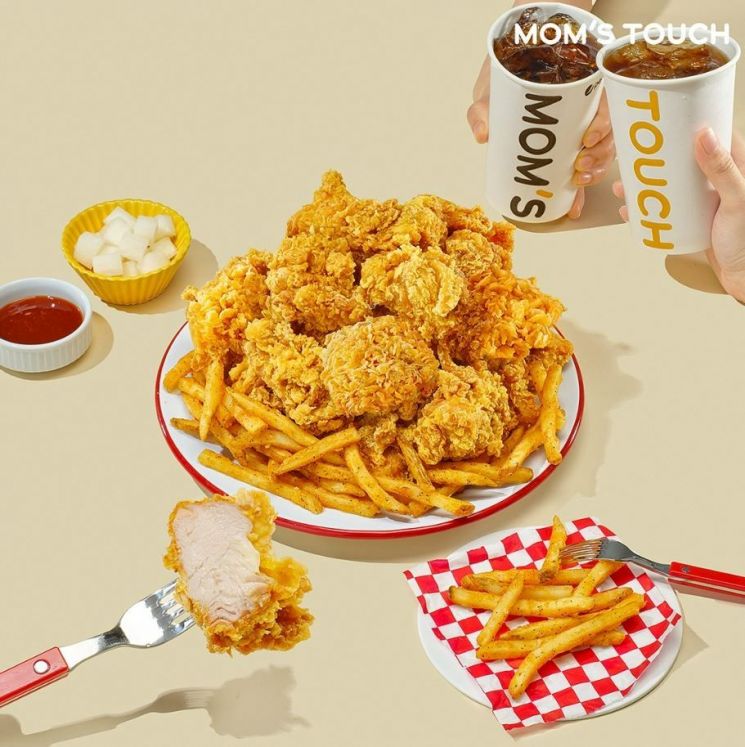 치킨값 3만원 시대 '가성비' 통한 맘스터치…순살치킨 매출 130% 증가