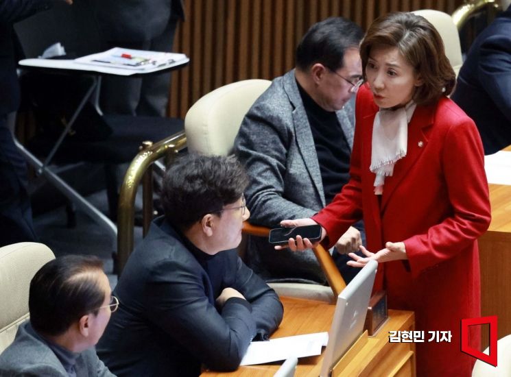 나경원, '尹내란죄 자백' 한동훈에 "가벼워도 너무 가벼워"