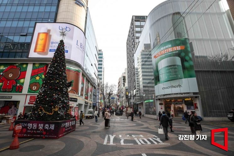 '90조 경제효과' 韓관광, 계엄에 직격탄…"위험한 나라 아냐" 회복에 '안간힘'